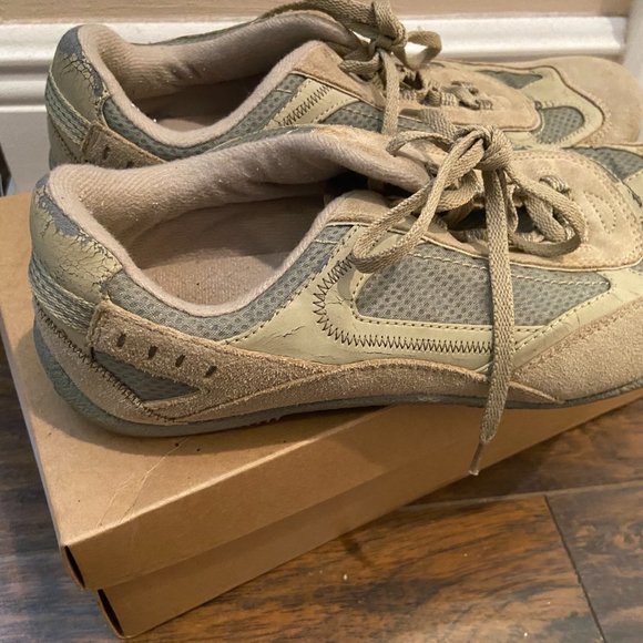 $5-      🛑💥Prediction sneakers size 11(MUST BE BUNDLED -3 OR MORE) - Picture 2 of 8